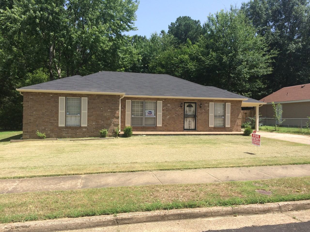 4096 Silverleaf Rd - Photo 2 of 12