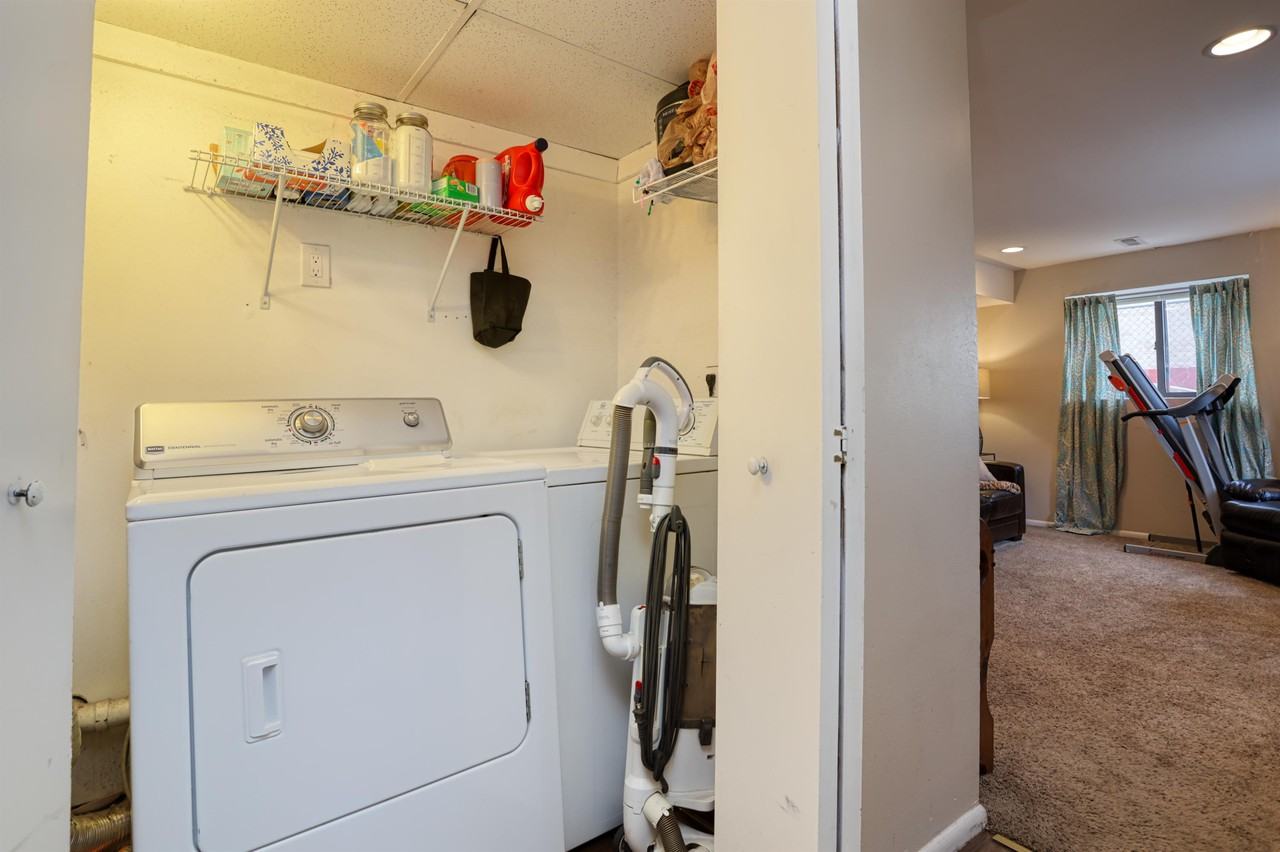 208 N Ford St #B - Photo 5 of 11