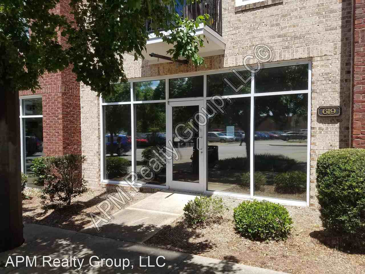 619 Lady St - Photo 2 of 9