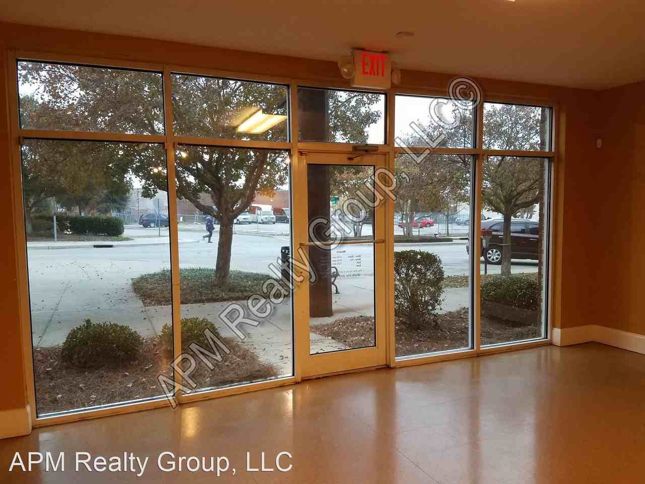 619 Lady St - Photo 3 of 9