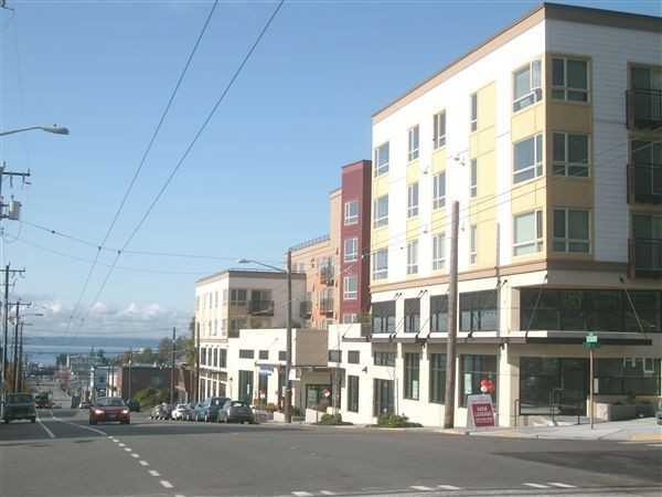 Squire Park Plaza - Photo 2 of 8