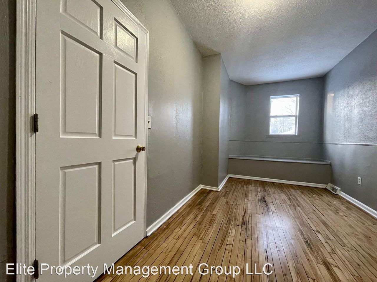 1010 33rd Ave N - Photo 2 of 10
