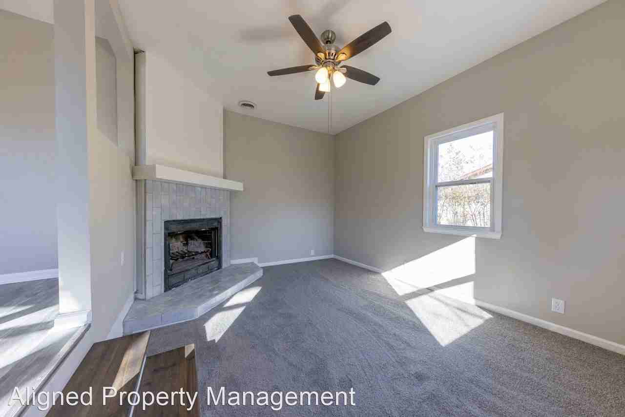 516 W 5th St - Photo 2 of 33