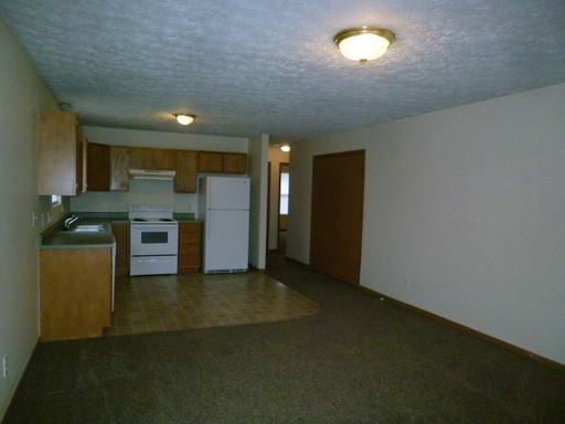 679 N 25th St - Photo 2 of 6