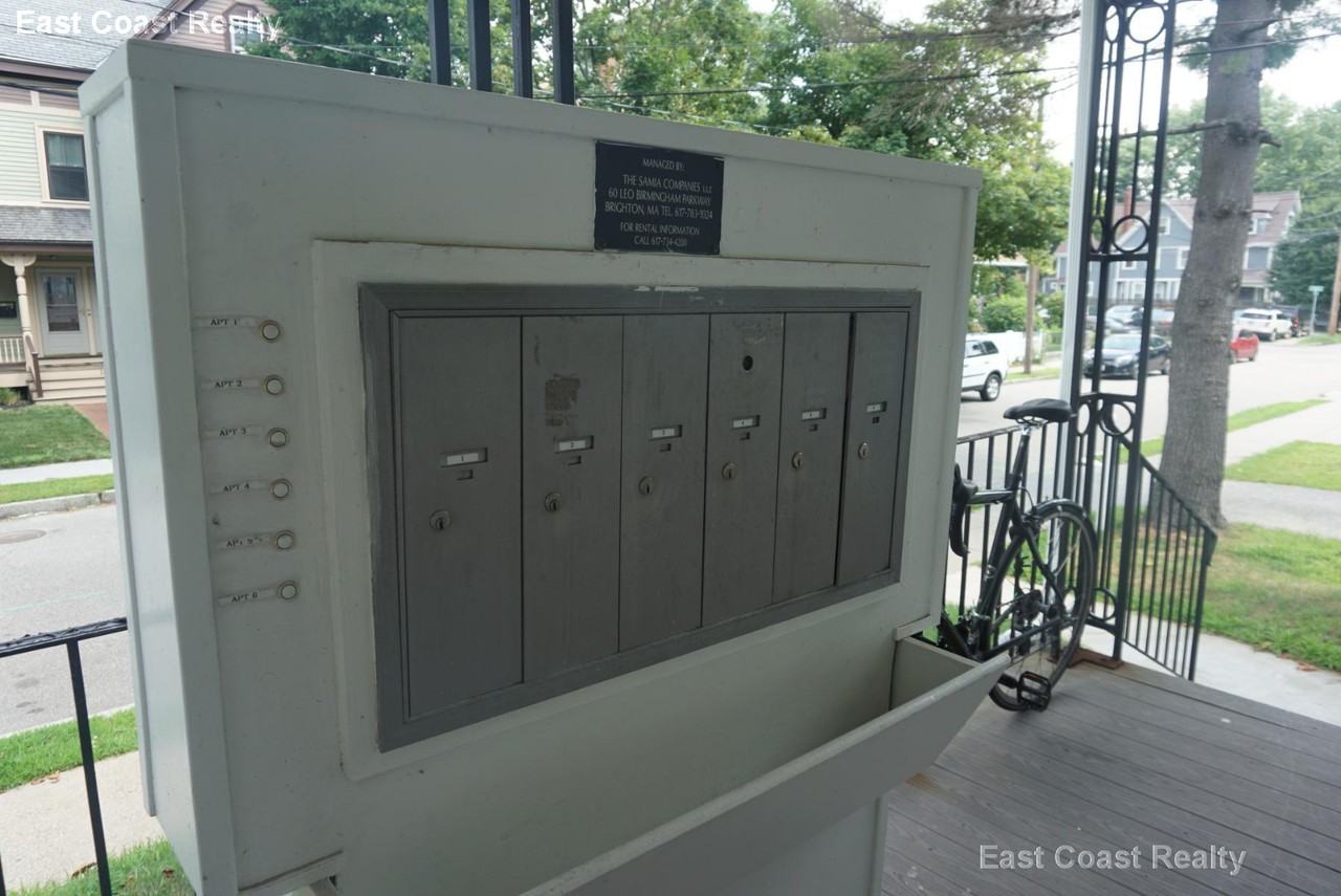 23 Maple St #6 - Photo 3 of 5