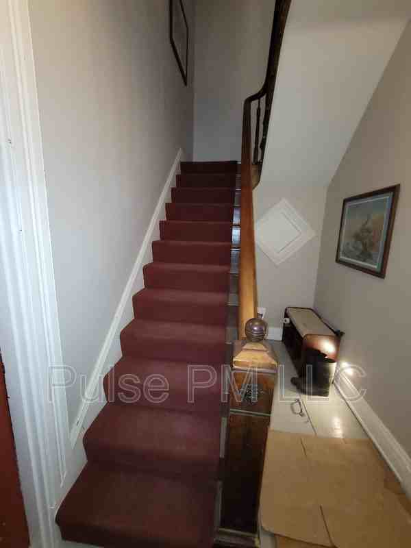 711 Philadelphia St - Photo 3 of 26