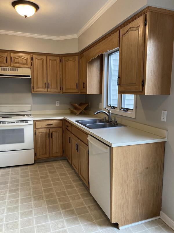 4705 Weatherhill Dr - Photo 7 of 20