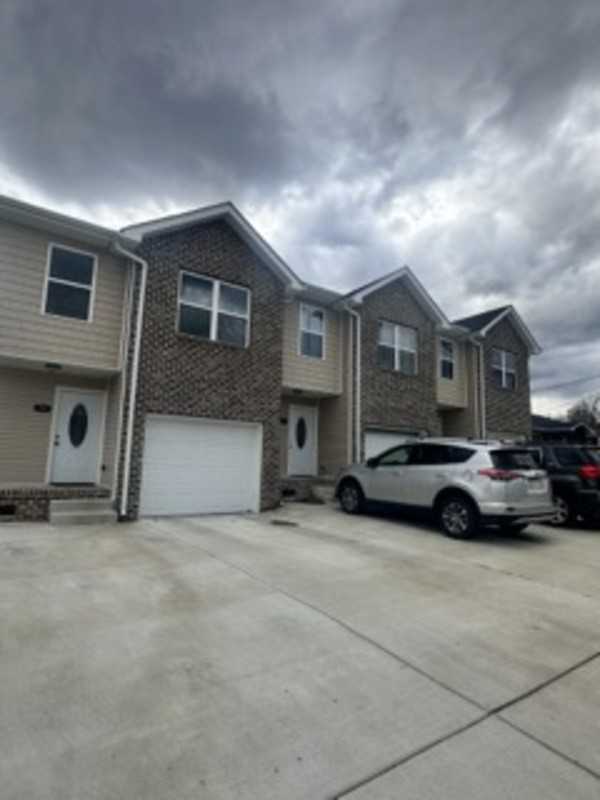 365 Orchard Park Rd - Photo 3 of 4