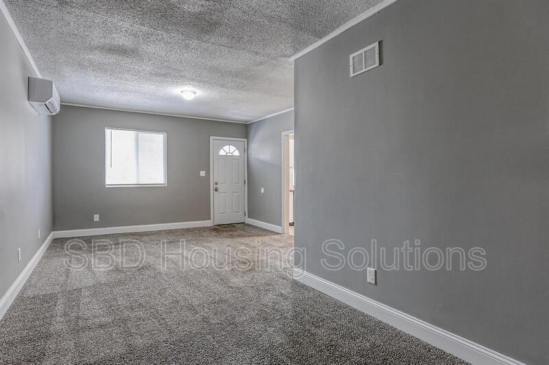 1027 E Parker Ave - Photo 4 of 13