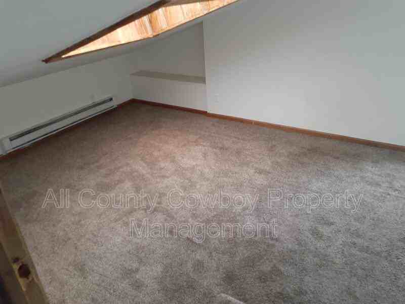 4631 Oriole Ln #3 - Photo 6 of 8