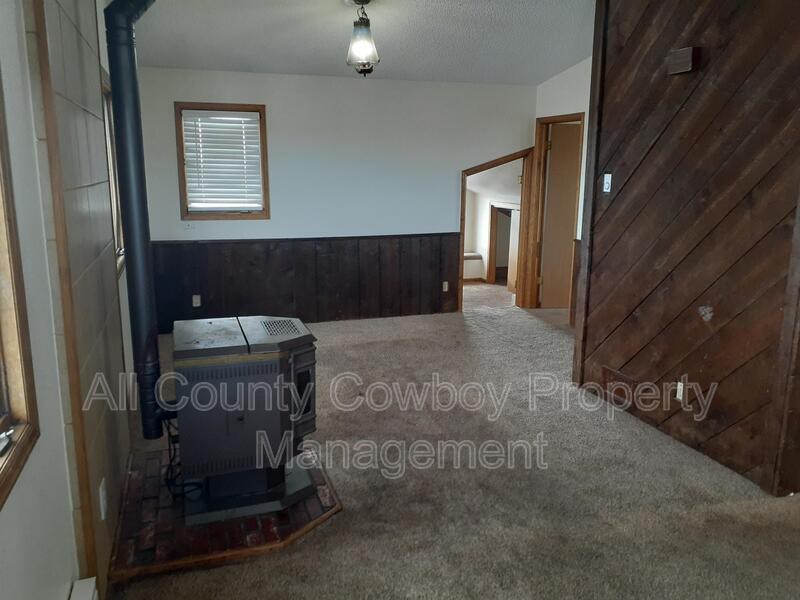 4631 Oriole Ln #3 - Photo 7 of 8