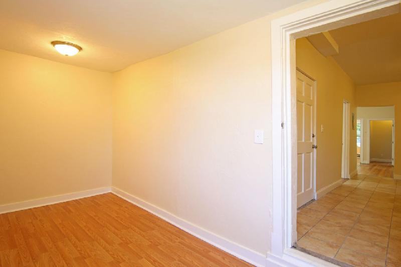 114 Everett St #2 - Photo 7 of 8