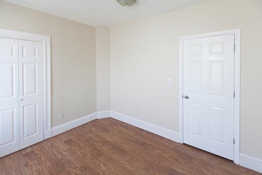 370 Maverick St #2 - Photo 6 of 25