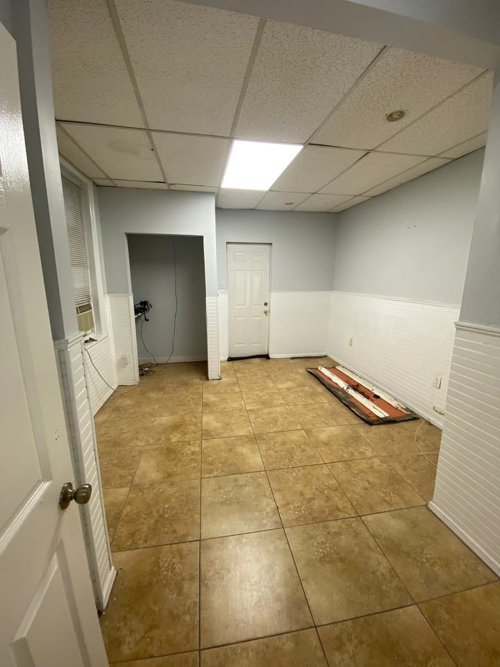 4754 Rising Sun Ave - Photo 2 of 6