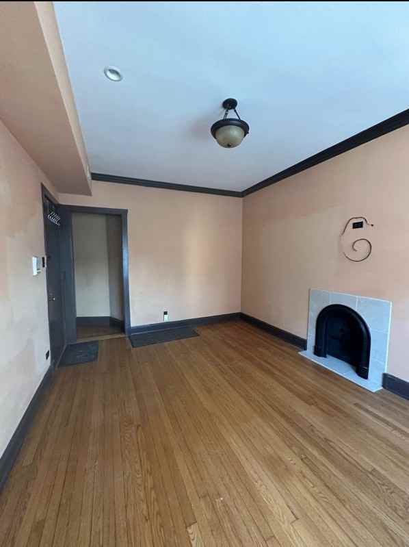 6621 N Lakewood Ave #1E - Photo 2 of 20