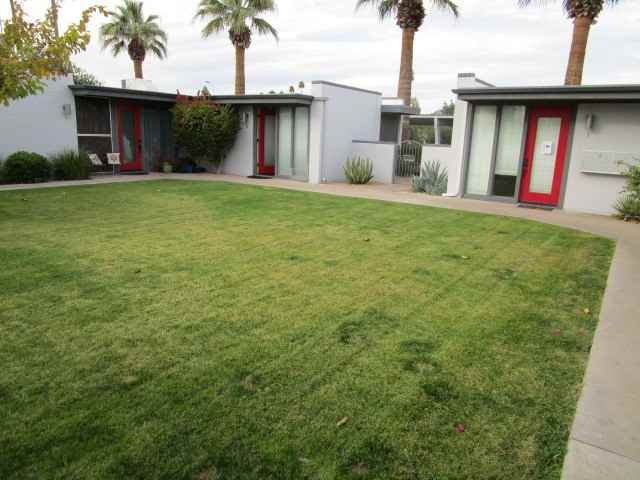 4202 N 38th St #8 - Photo 4 of 26