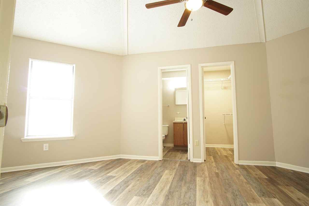 1912 Hubbard St #1 - Photo 6 of 18