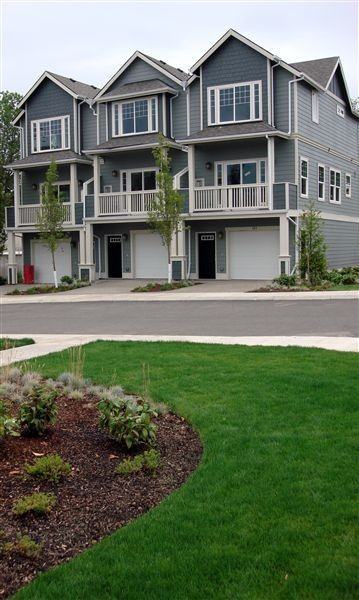 Menlo Gardens - Photo 2 of 2