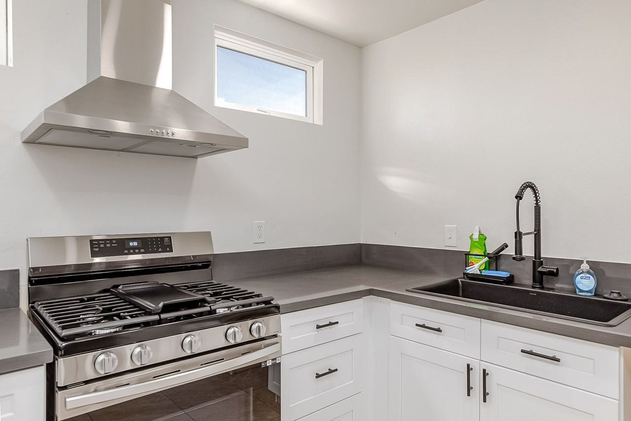 Westbrook Ave - Photo 3 of 11