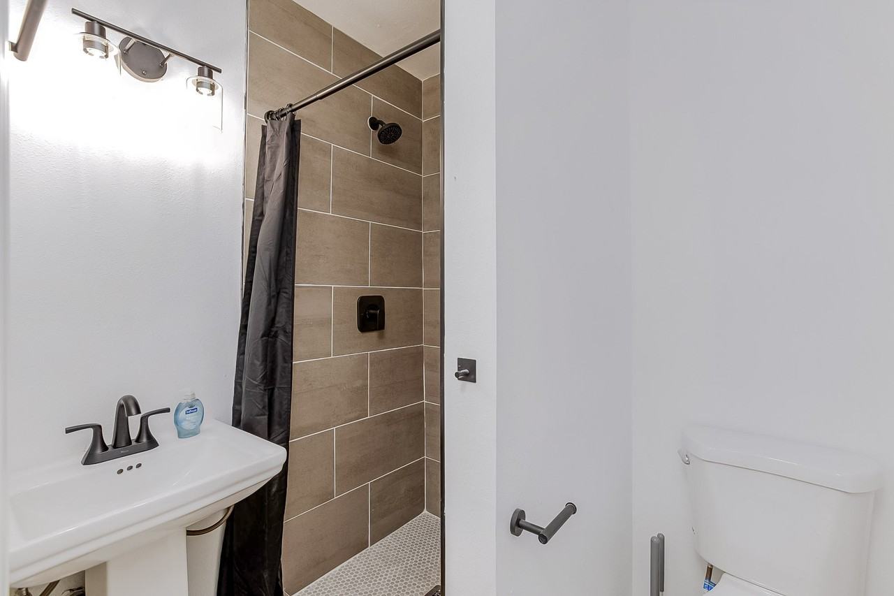 Westbrook Ave - Photo 5 of 11