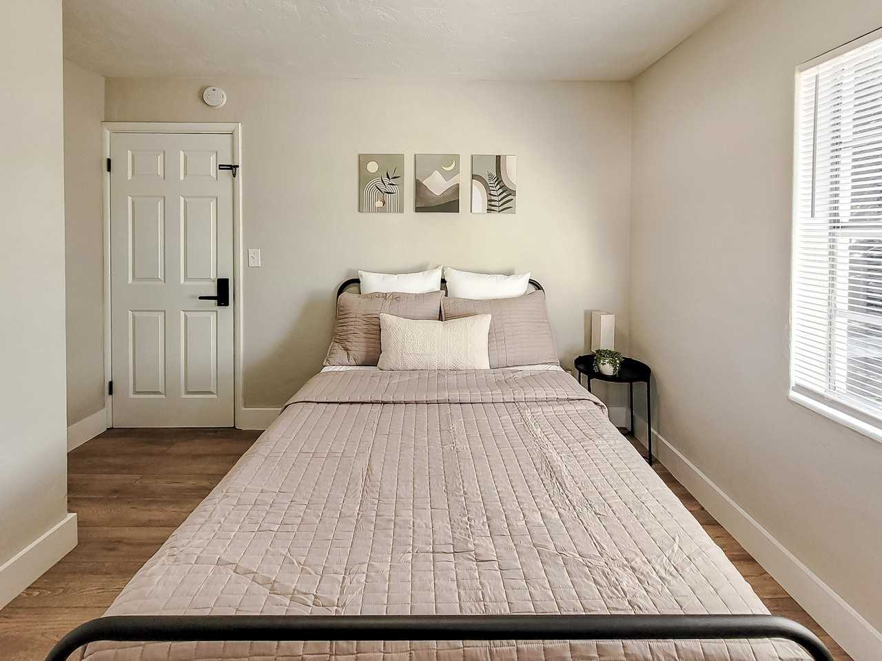 Northeast 22nd Terrace - Photo 6 of 8