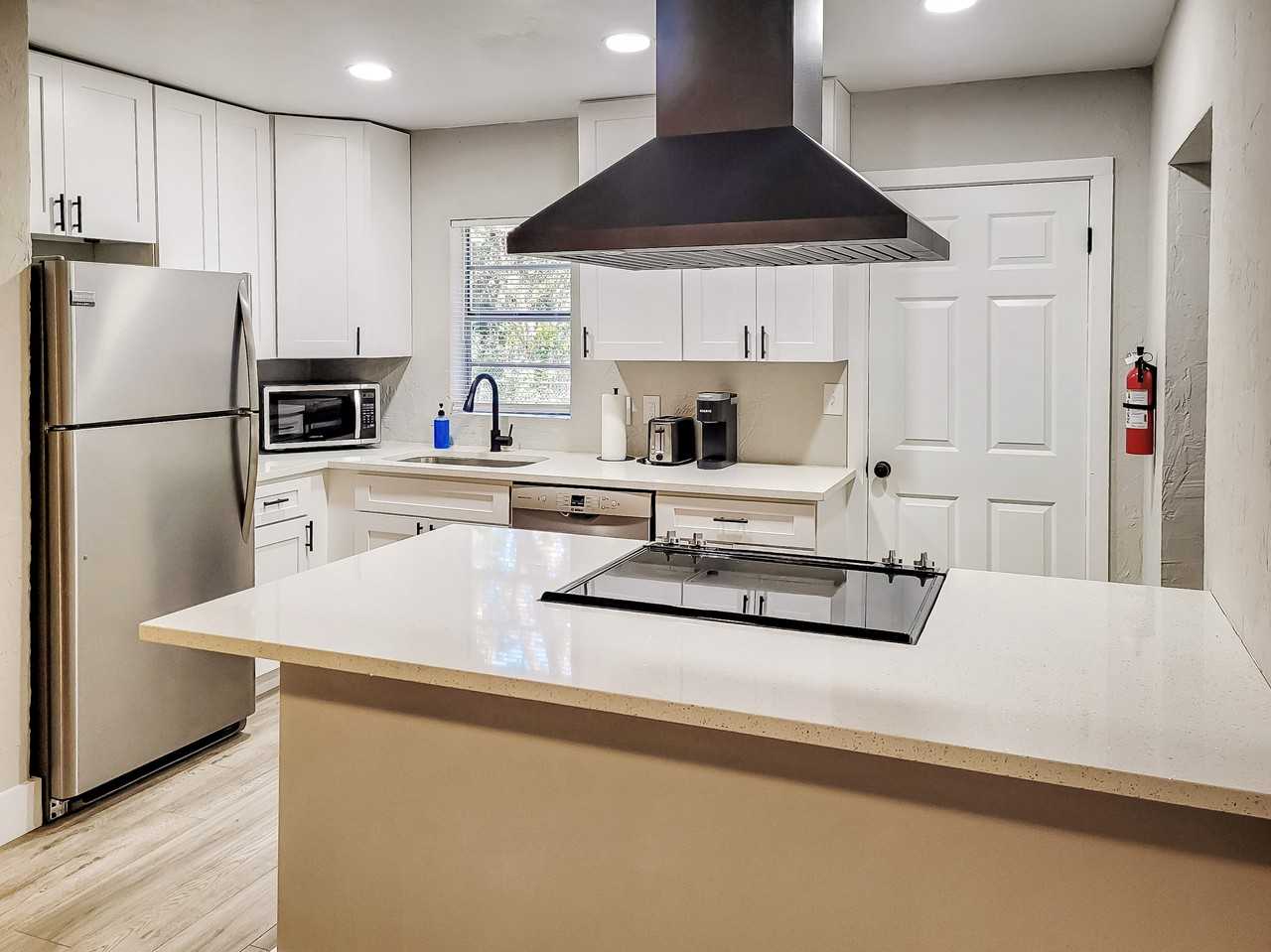 Northeast 22nd Terrace - Photo 3 of 8