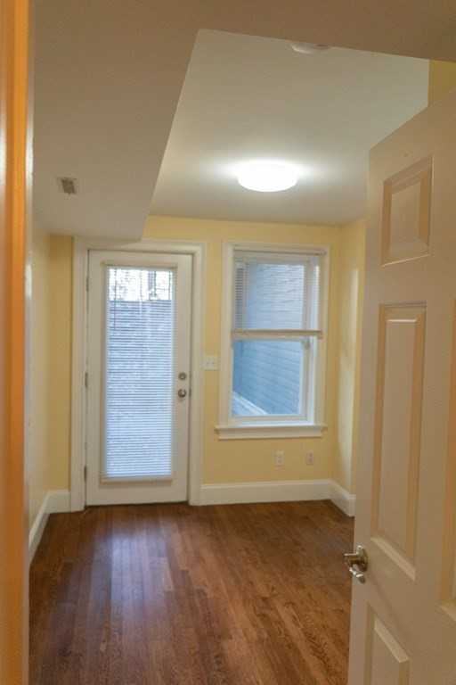 Saint Albans Rd - Photo 4 of 7