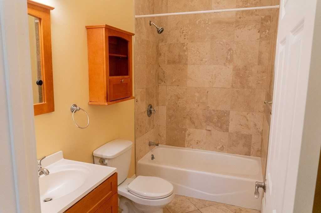 Saint Albans Rd - Photo 6 of 7