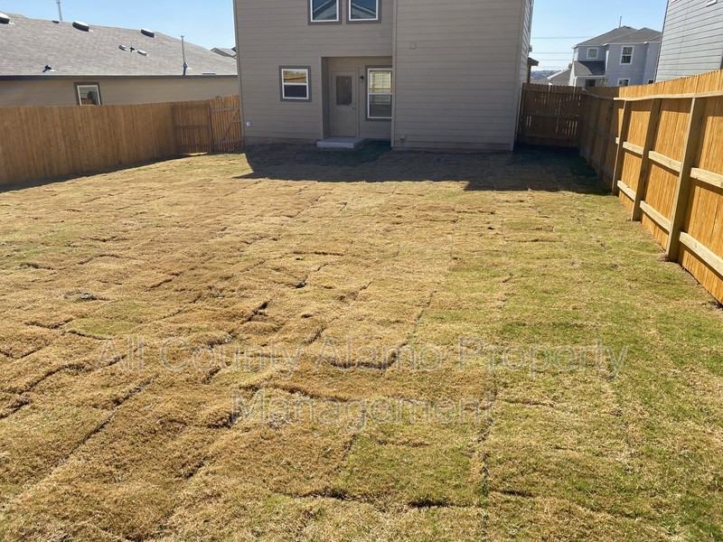 5756 Lahm - Photo 7 of 11