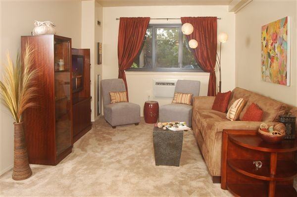 River Towers - Photo 3 of 14