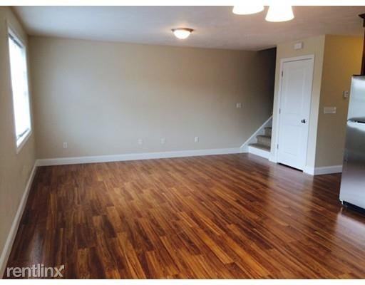 17 Pratt St - Photo 2 of 9