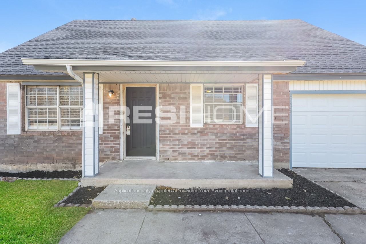 8520 Sw 75th St - Photo 3 of 19