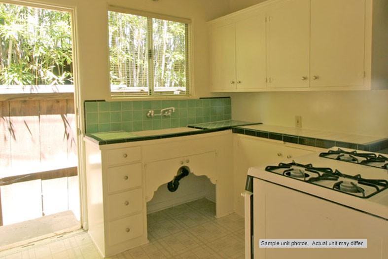 2041 Oberlin St #2049 - Photo 2 of 7