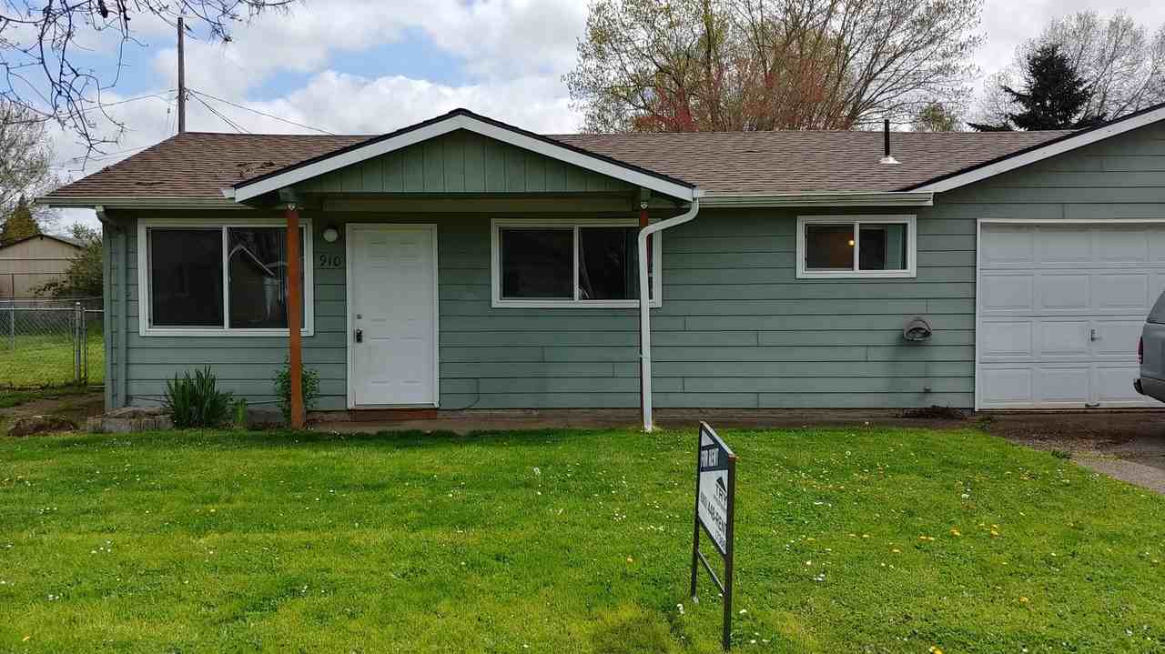 910 N 4th St #910 - Photo 2 of 16