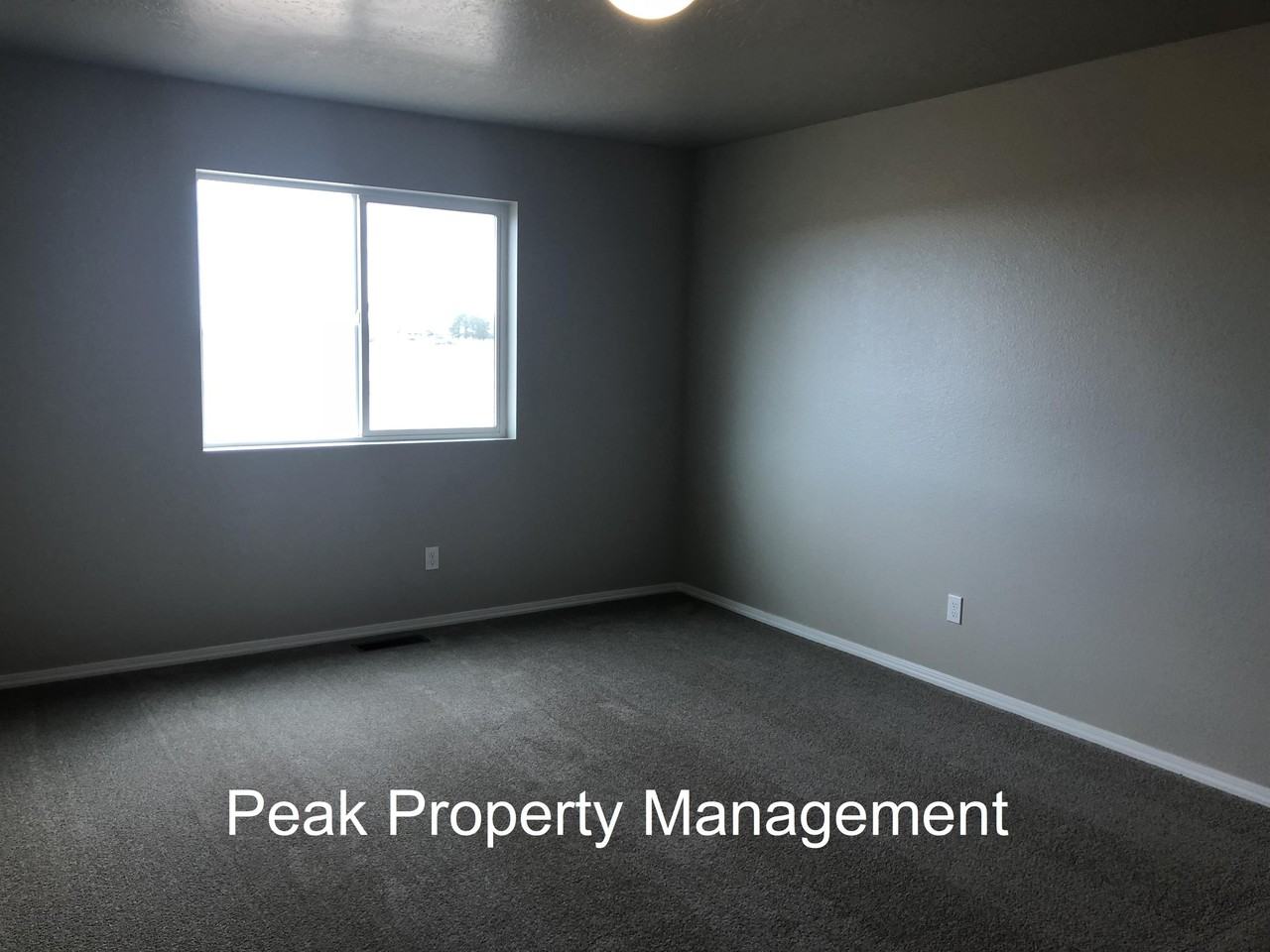 4311 Bainbridge St #1 - Photo 6 of 13
