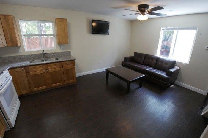 1225 West 37th Pl - Photo 3 of 12