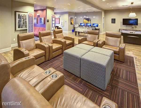 609 Huron Blvd SE - Photo 2 of 30