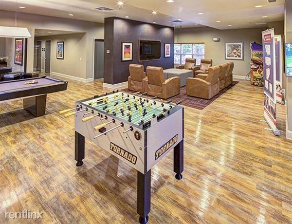 609 Huron Blvd SE - Photo 3 of 30