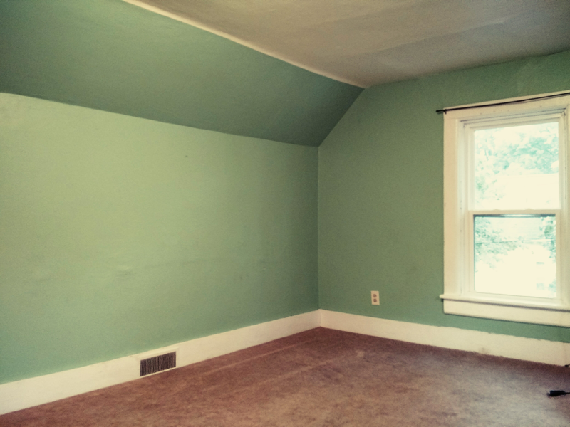 400 1/2 Laurel St - Photo 2 of 6