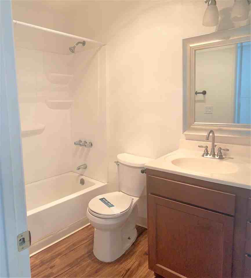 1304 ROXANNE DRUnit 3 #3 - Photo 3 of 4