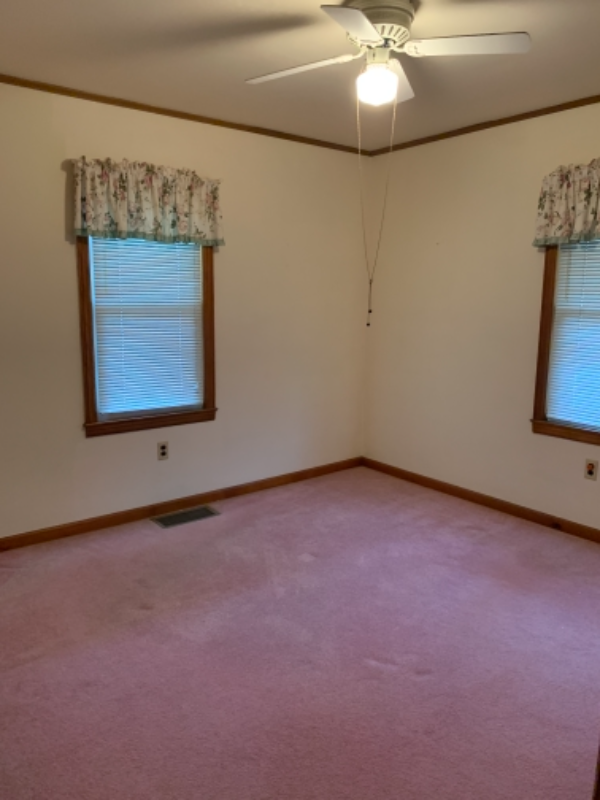 108 Parkview Ave - Photo 3 of 7