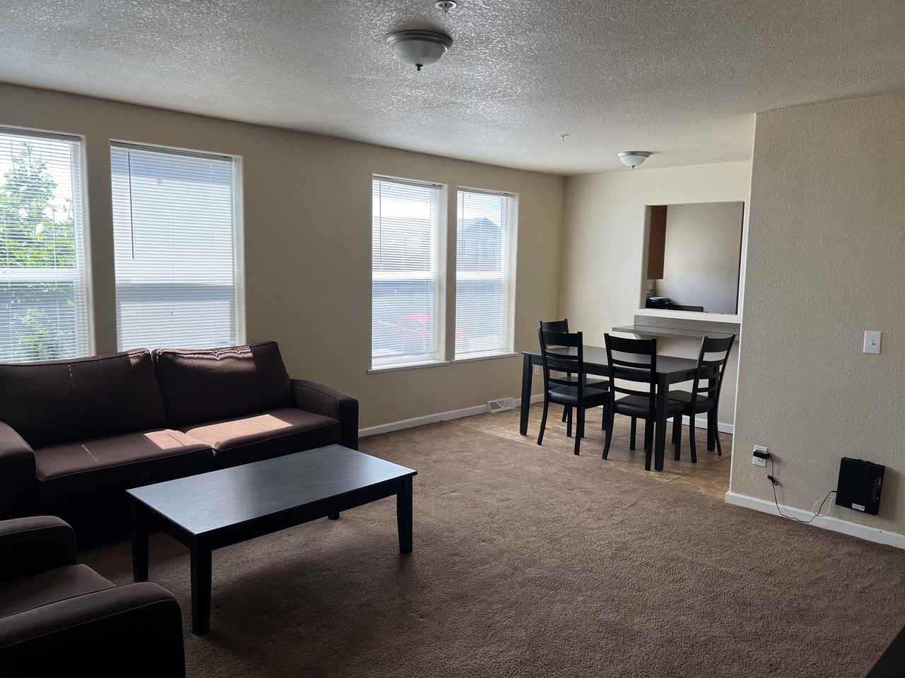 3506 8th Ave Ne #2D - Photo 2 of 7