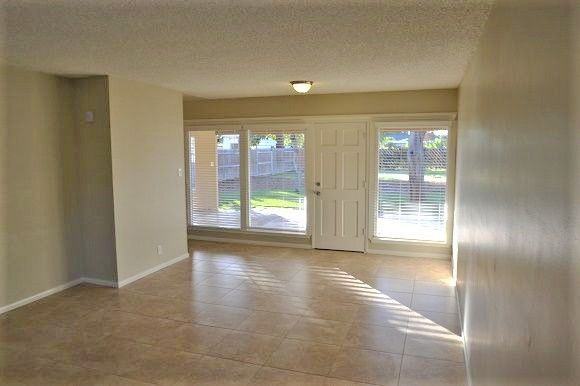 13023 Graystone Ave - Photo 2 of 8