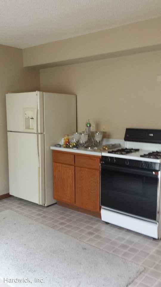 4472 Ramsdell Dr - Photo 2 of 15