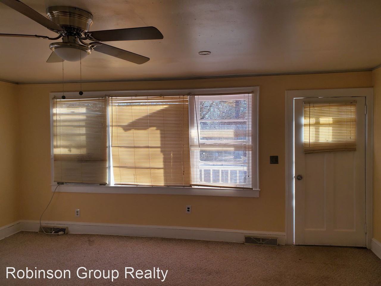 140 Glenn Rd - Photo 3 of 10