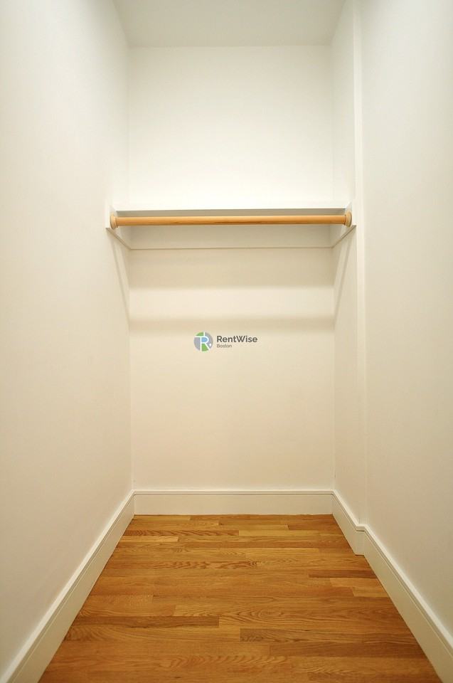 877 Beacon St #2 - Photo 2 of 20