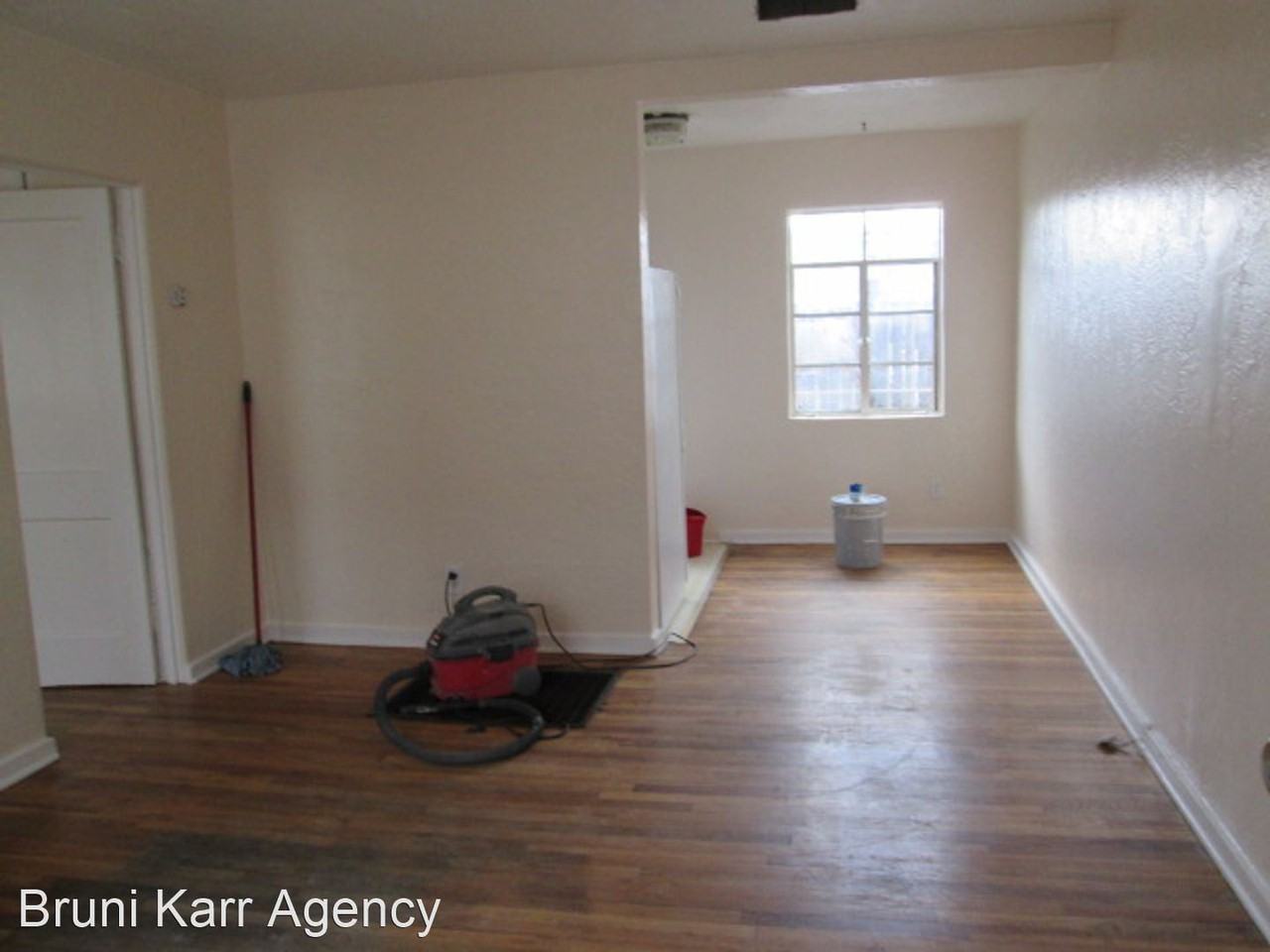 532 Cedar St Se - Photo 2 of 5