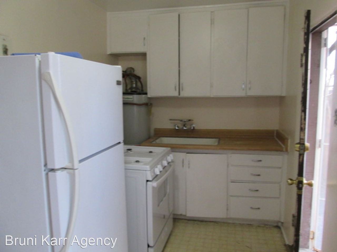 532 Cedar St Se - Photo 3 of 5