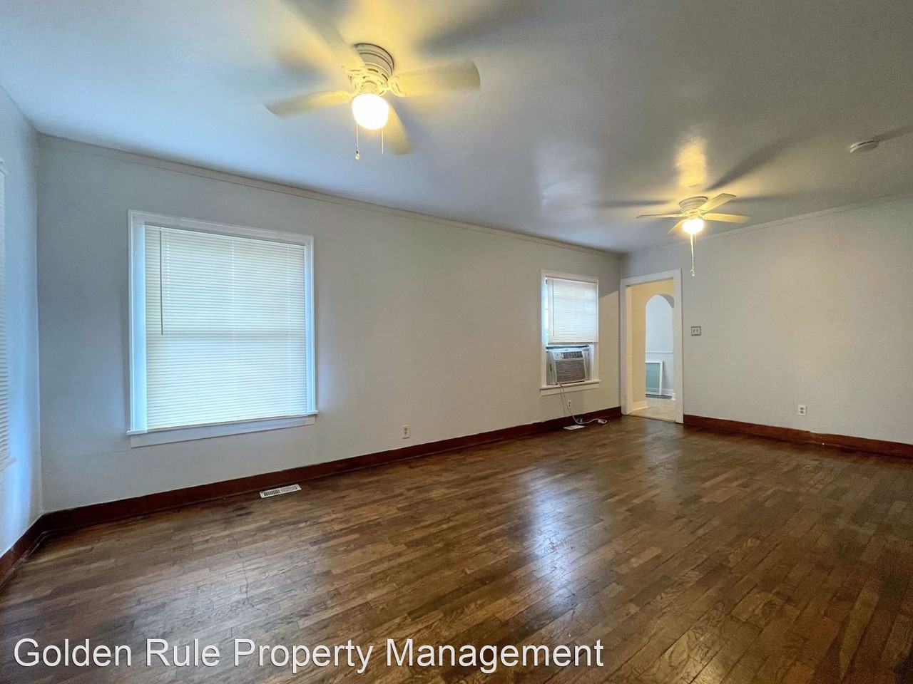 1111 N Pine St - Photo 3 of 14