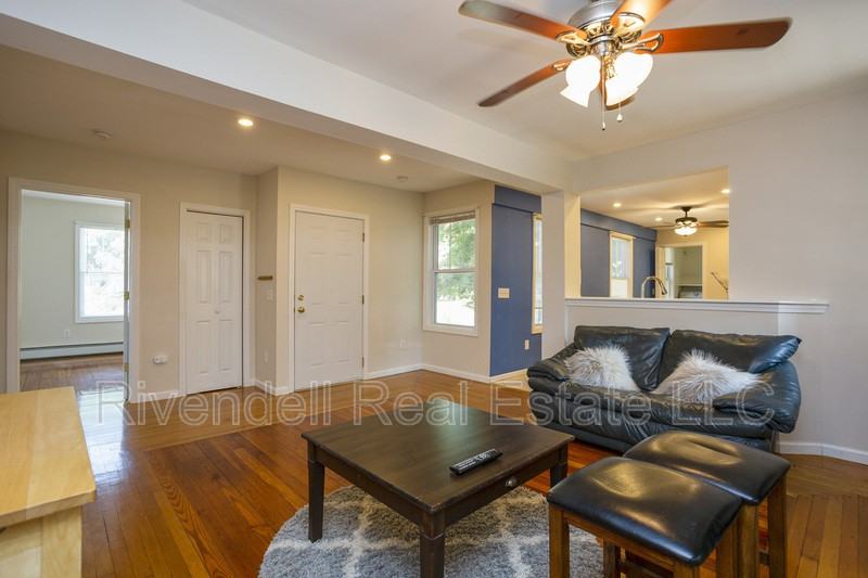 199 Church St #201 - Photo 3 of 11